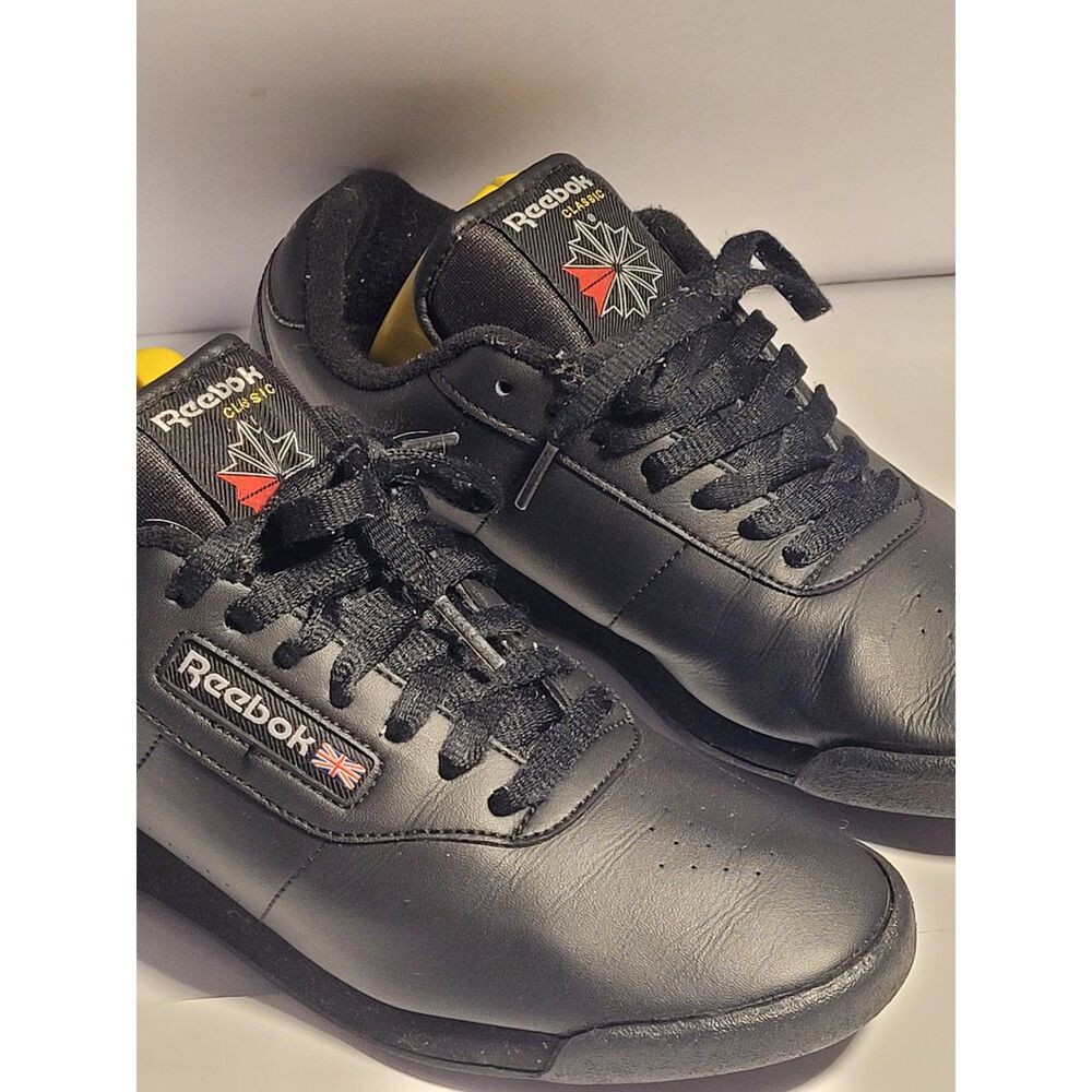 Reebok Classic Womens Size 7.5 Black Leather Lace Up Sneakers Shoes #-0001